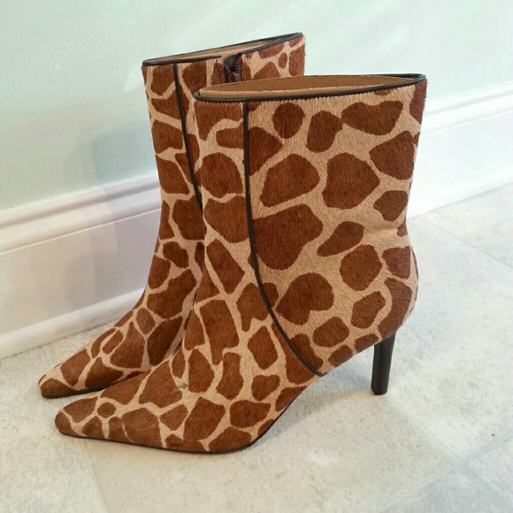 womens giraffe shoes